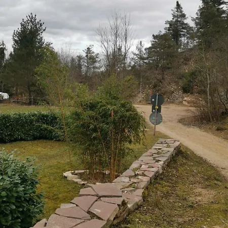 Haus Talblick, Am Waldrand *